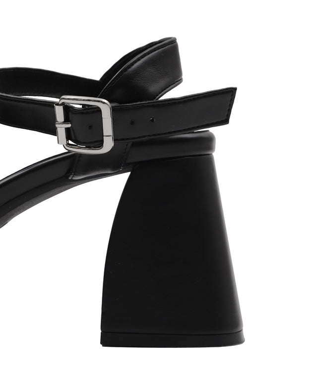 ストーム付きヒールサンダル