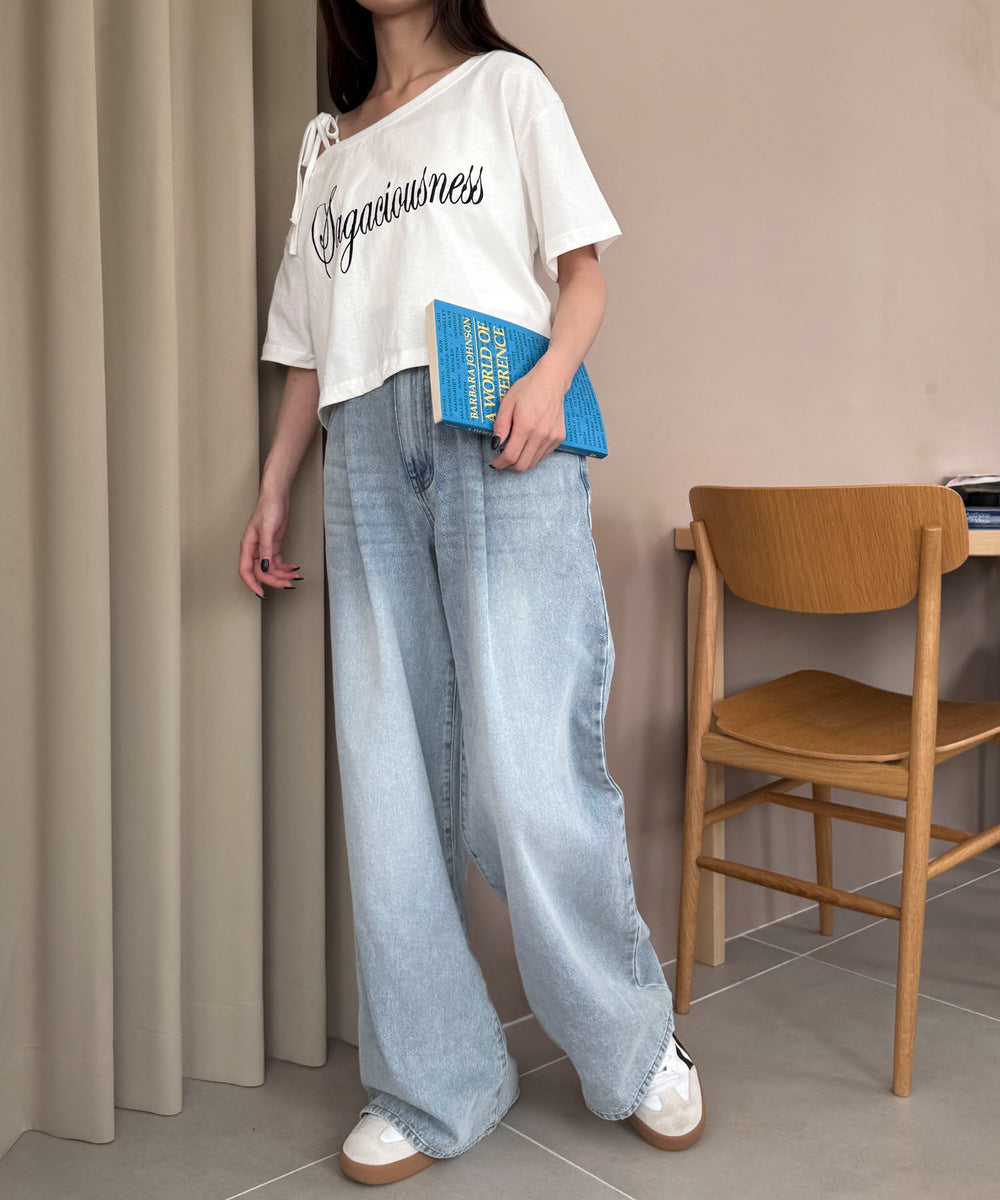 デニム淡加工 モデル：158cm M着用