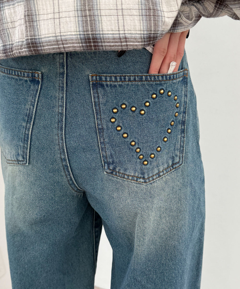 デニム中濃加工 モデル：158cm M着用