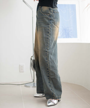 デニム中濃加工 モデル：155cm M着用