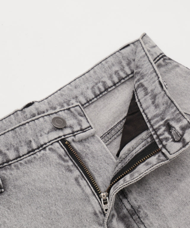 ロゴスタッズハーフパンツ