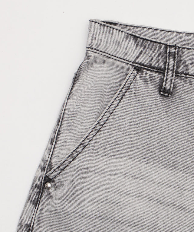 ロゴスタッズハーフパンツ