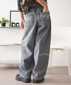 デニムブラック モデル：160cm M着用