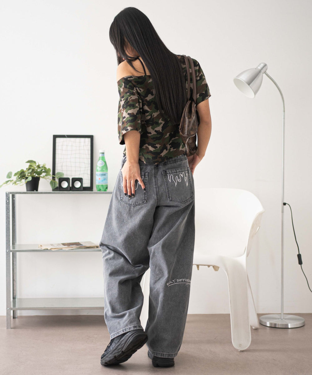 デニムブラック モデル：160cm M着用