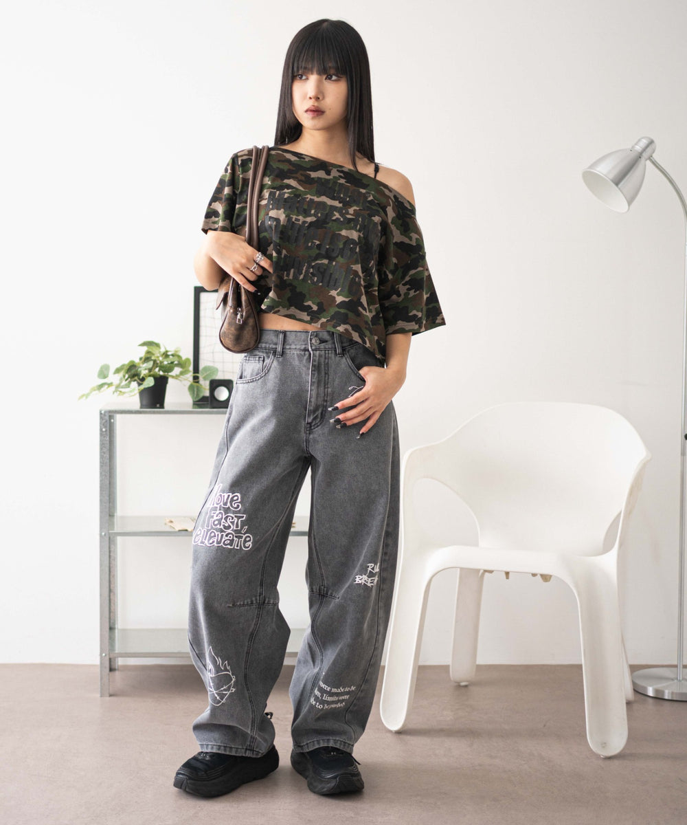 デニムブラック モデル：160cm M着用