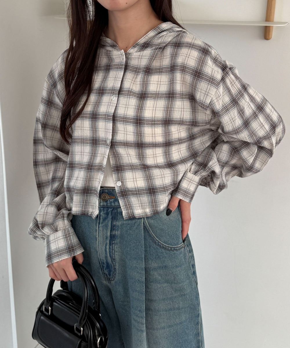 ホワイトアイボリー モデル：158cm F着用