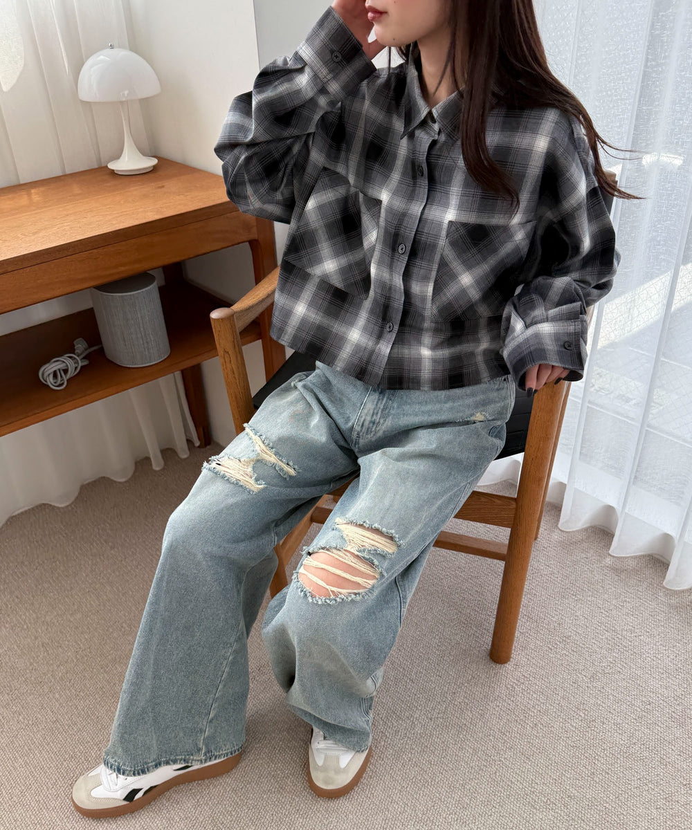 デニム淡加工 モデル：158cm M着用