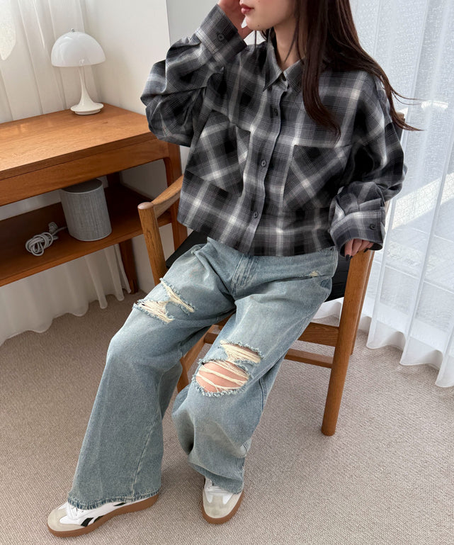 デニム淡加工 モデル：158cm M着用