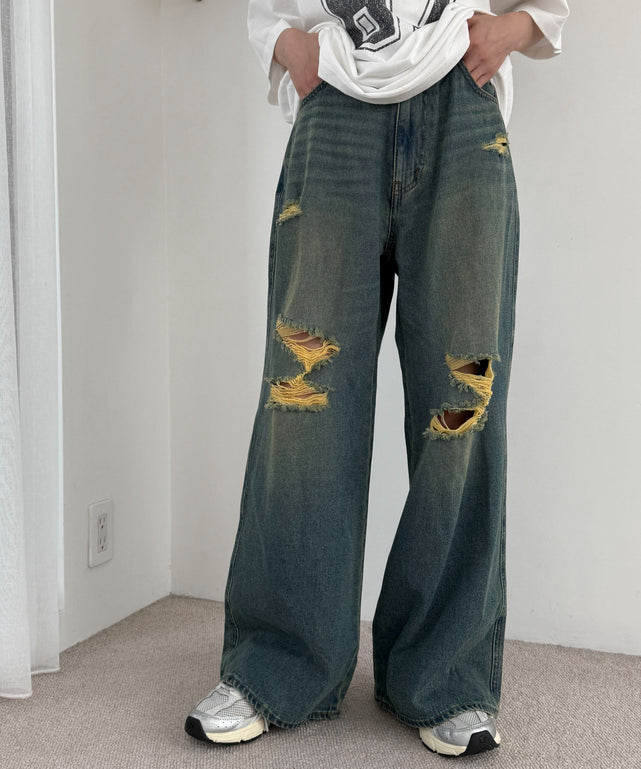 デニム中濃加工 モデル：158cm M着用