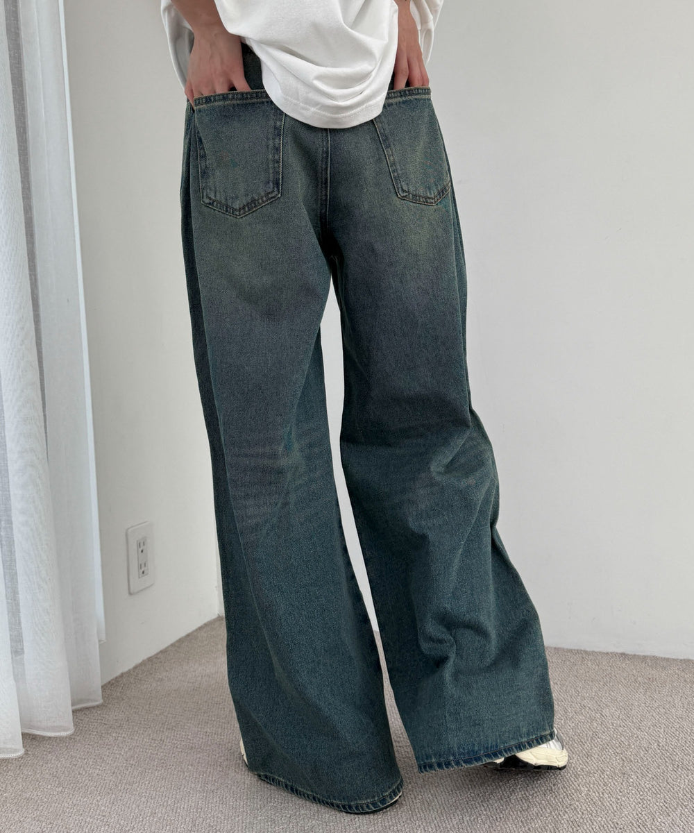 デニム中濃加工 モデル：158cm M着用