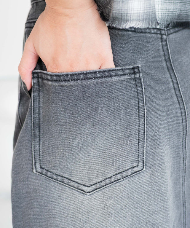 フリンジロングスリットデニムスカート