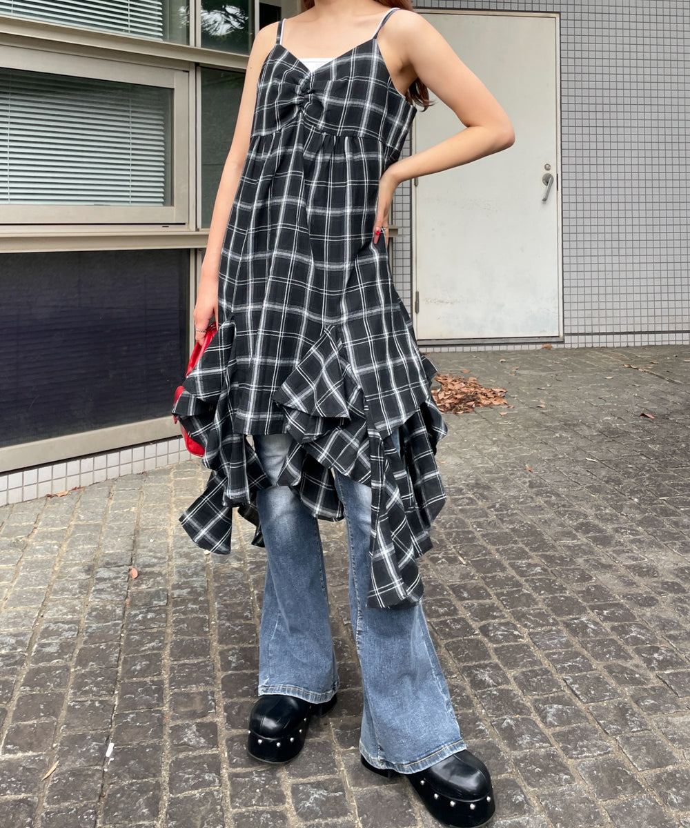 ブラックチェック1　モデル:155cm F着用