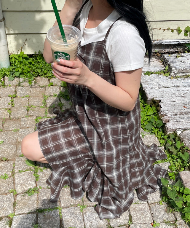 ブラウンチェック1　モデル:155cm F着用