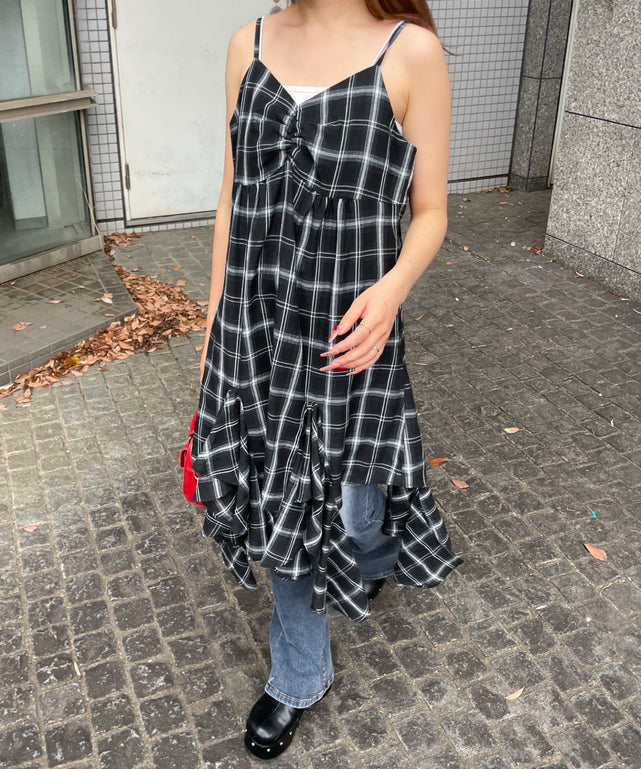 ブラックチェック1　モデル:155cm F着用