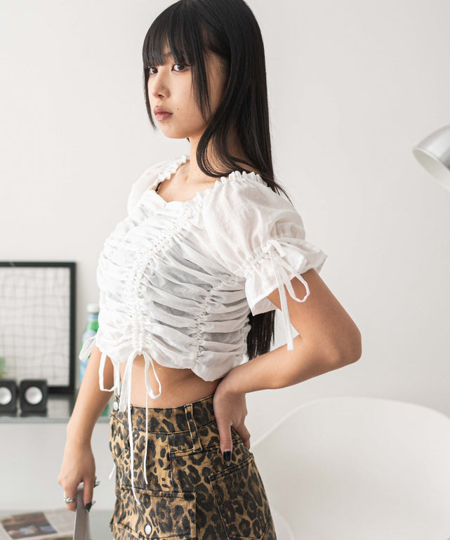 ホワイト モデル：160cm F着用