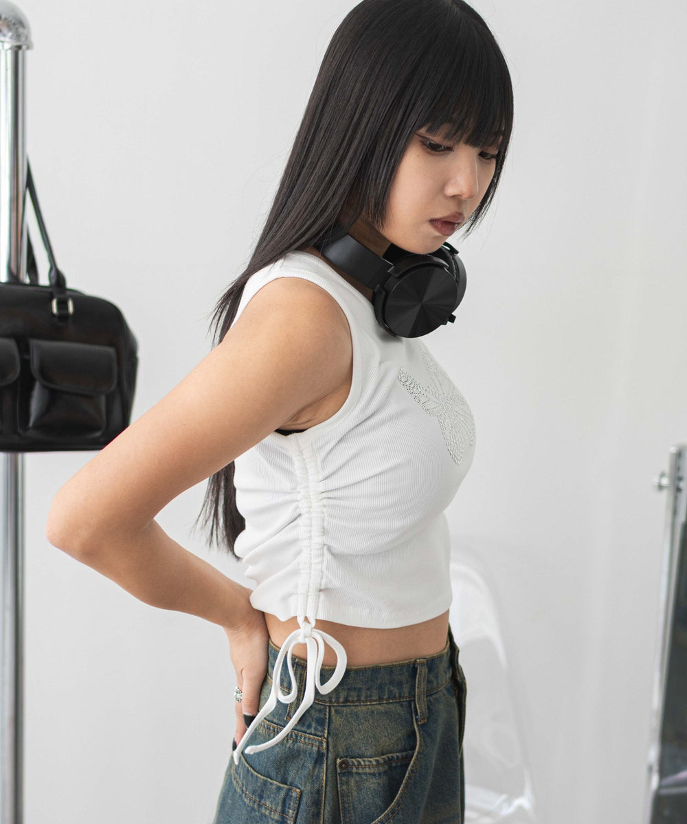 ホワイト モデル：160cm F着用