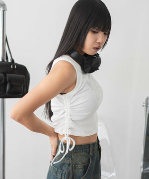 ホワイト モデル：160cm F着用