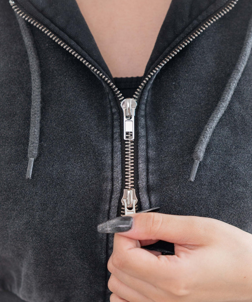 ノースリーブジップパーカー