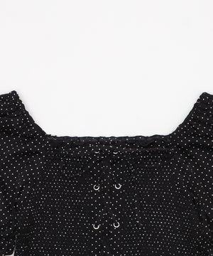 レースアップシャーリングブラウス