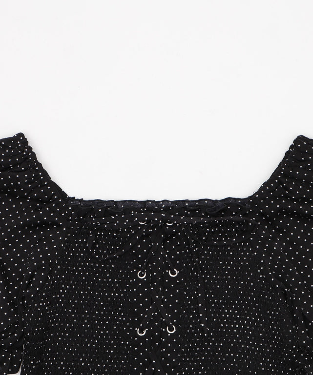 レースアップシャーリングブラウス