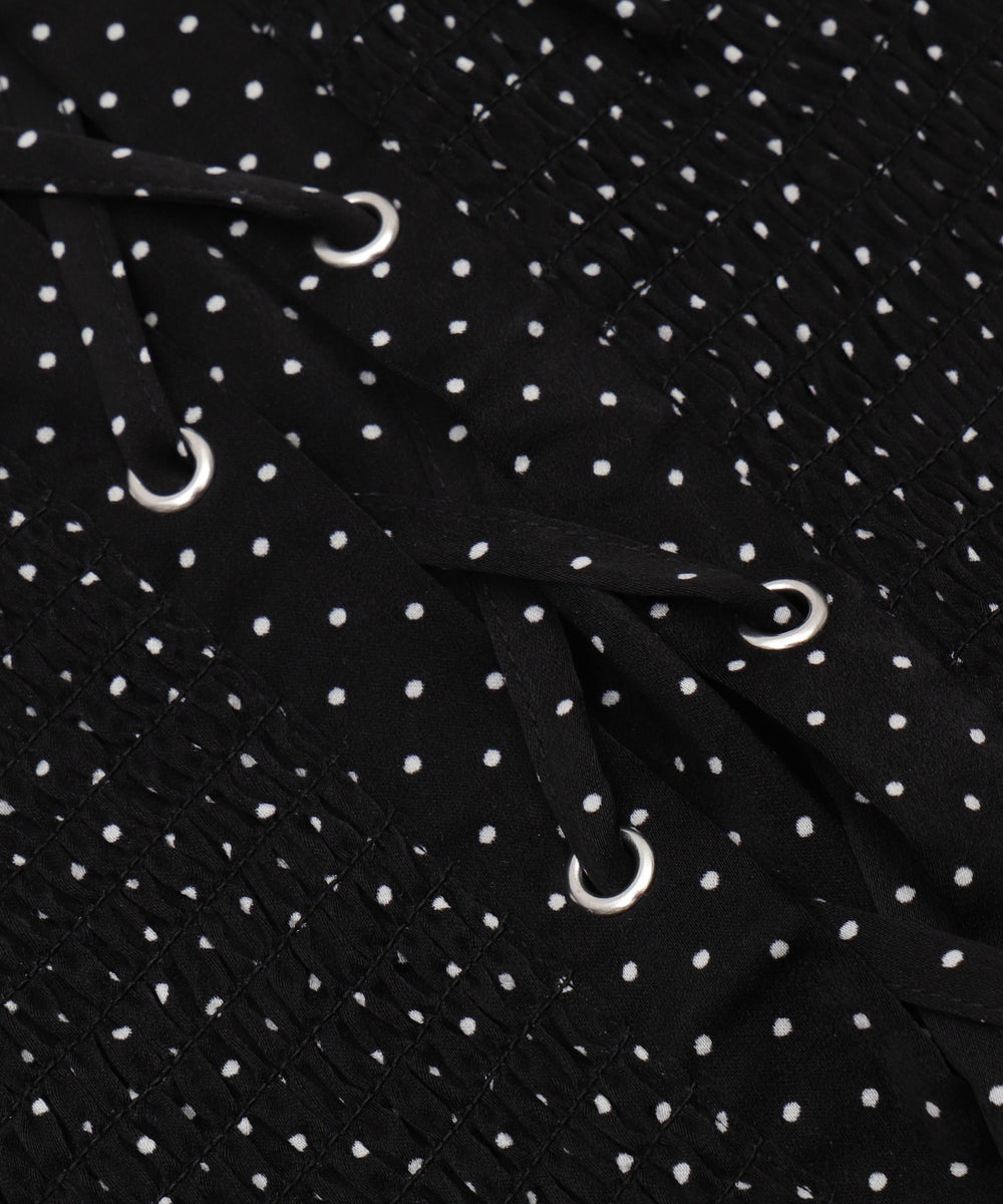 レースアップシャーリングブラウス