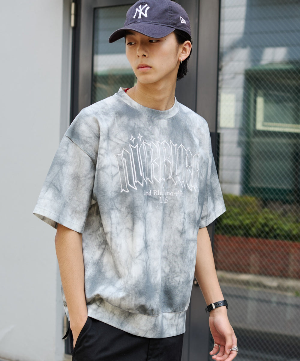 グレー モデル：178cm L着用