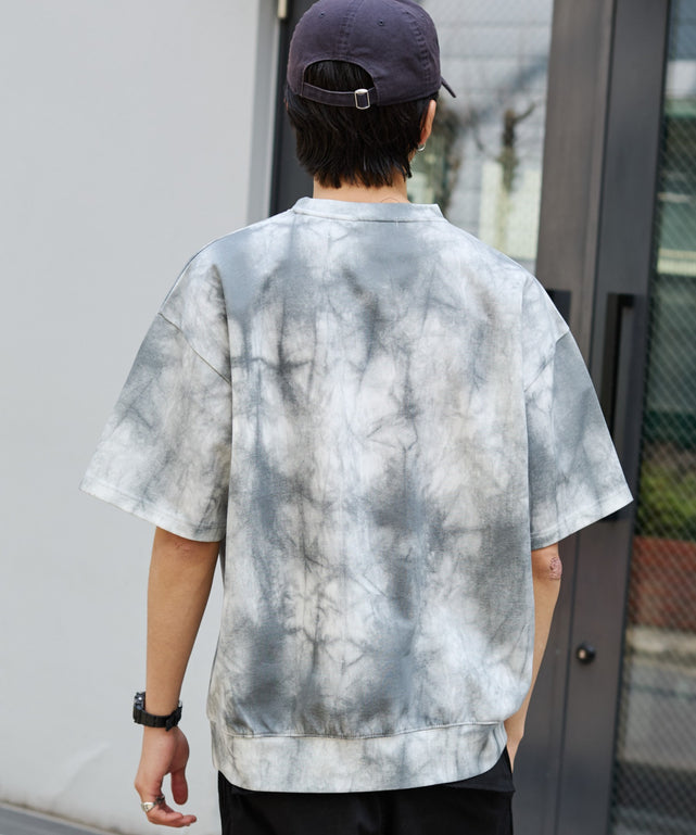 グレー モデル：178cm L着用