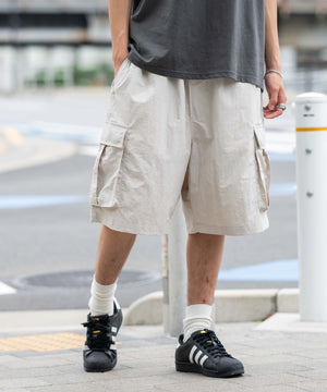 Lグレー モデル：178cm L着用