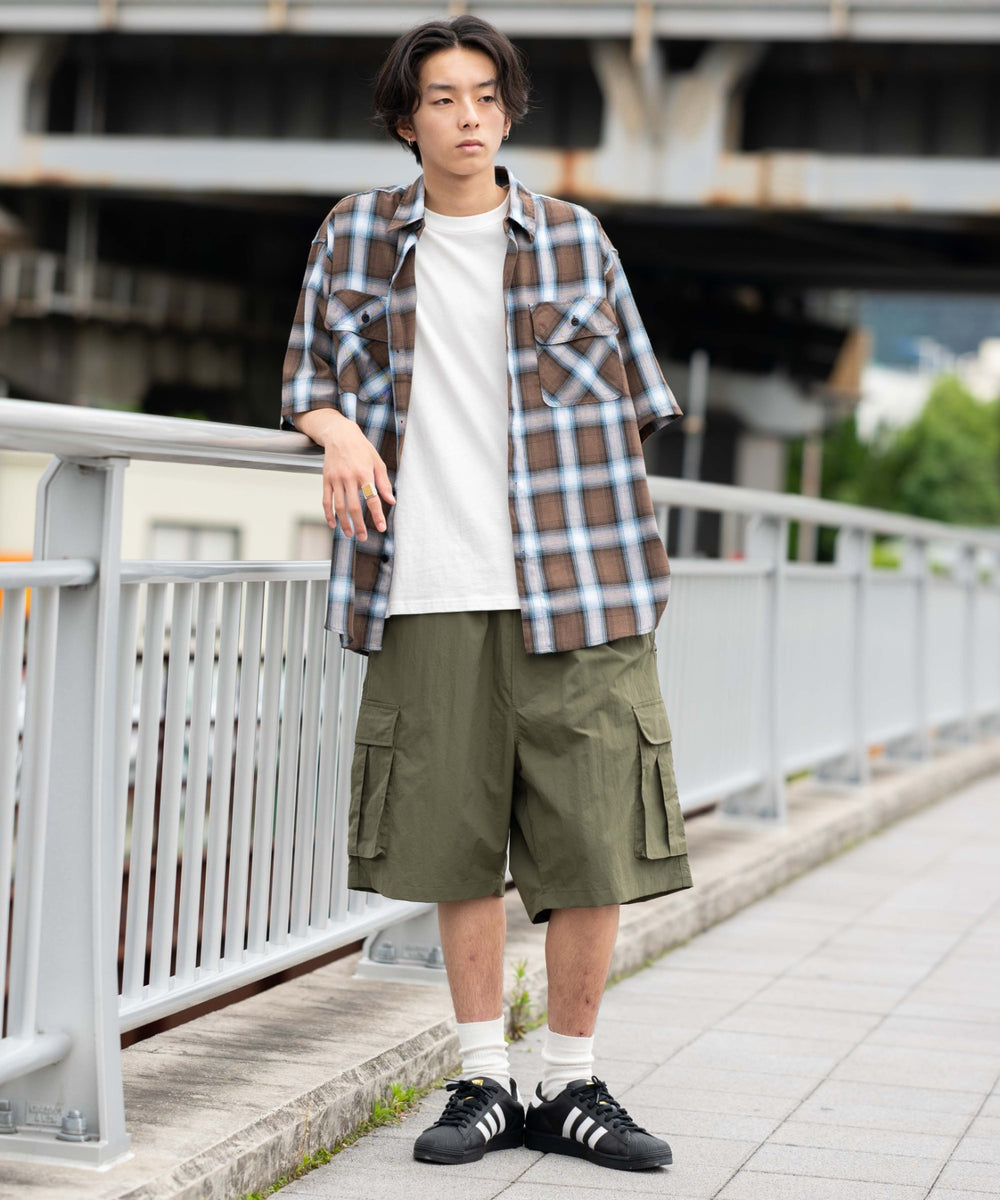 オリーブ モデル：178cm L着用