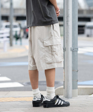 Lグレー モデル：178cm L着用