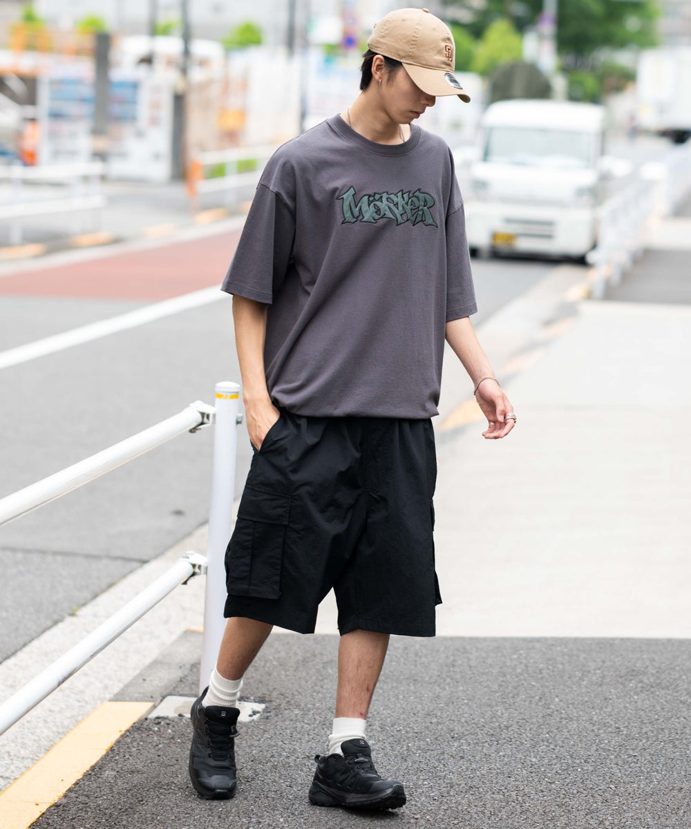 ブラック モデル：178cm L着用