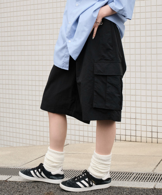 ブラック モデル：159cm L着用