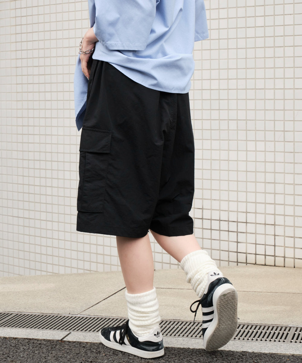 ブラック モデル：159cm L着用