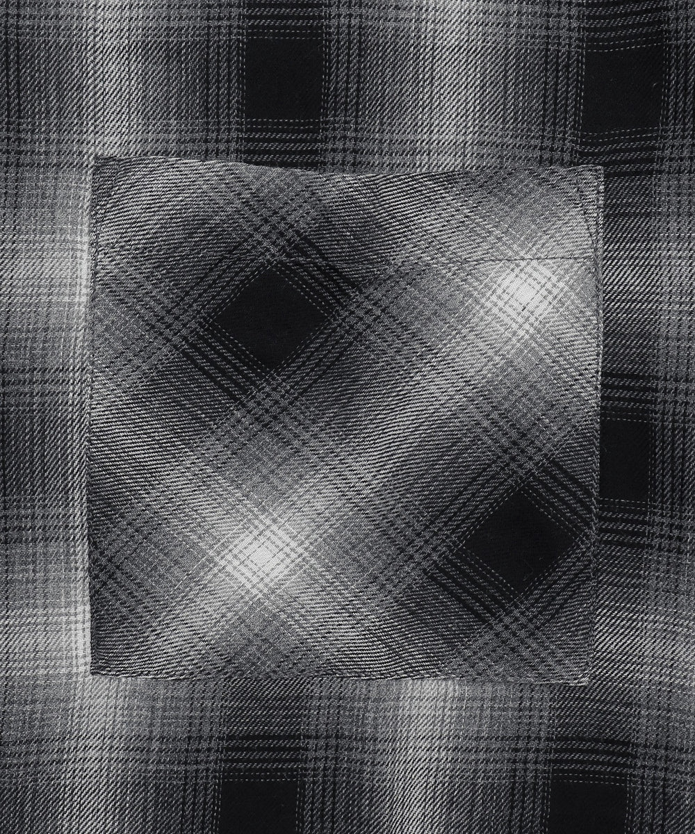 ショートチェックシャツ（S）