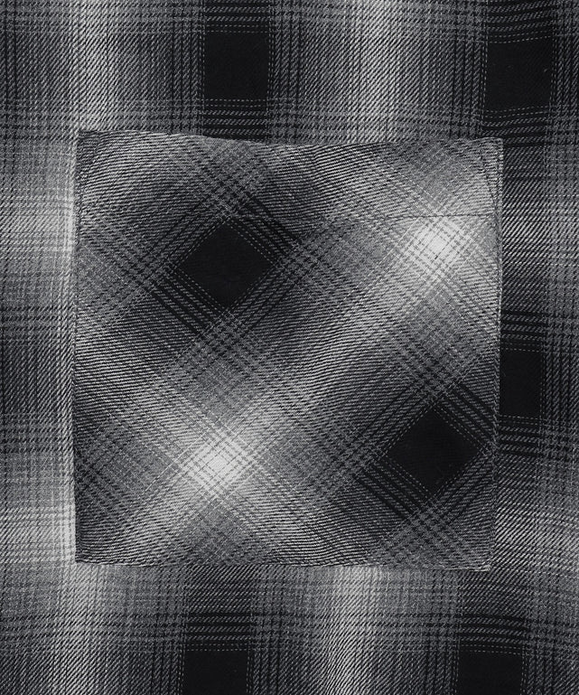 ショートチェックシャツ（S）