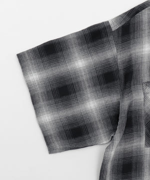 ショートチェックシャツ（S）