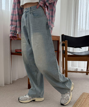 デニム淡加工 モデル：160cm M着用