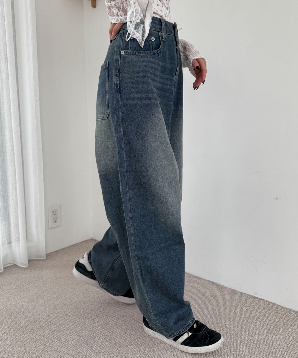 デニム中濃加工 モデル：158cm M着用