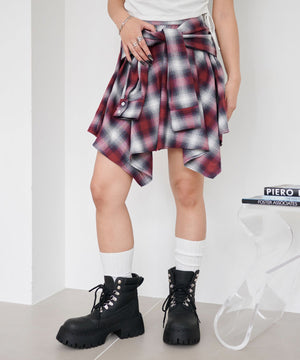 レッド モデル：160cm F着用