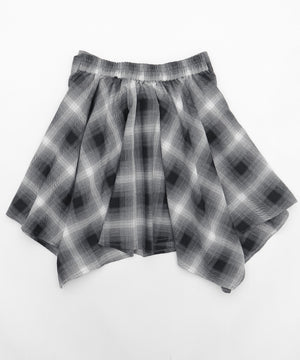 チェックシャツイレヘムミニスカート