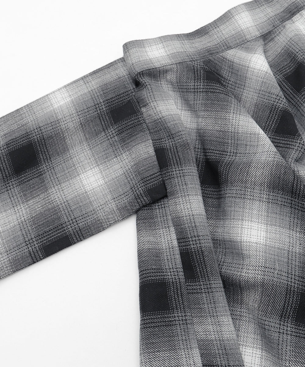 チェックシャツイレヘムミニスカート