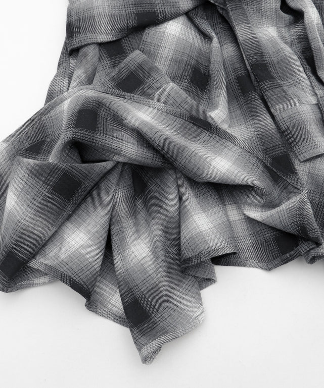 チェックシャツイレヘムミニスカート