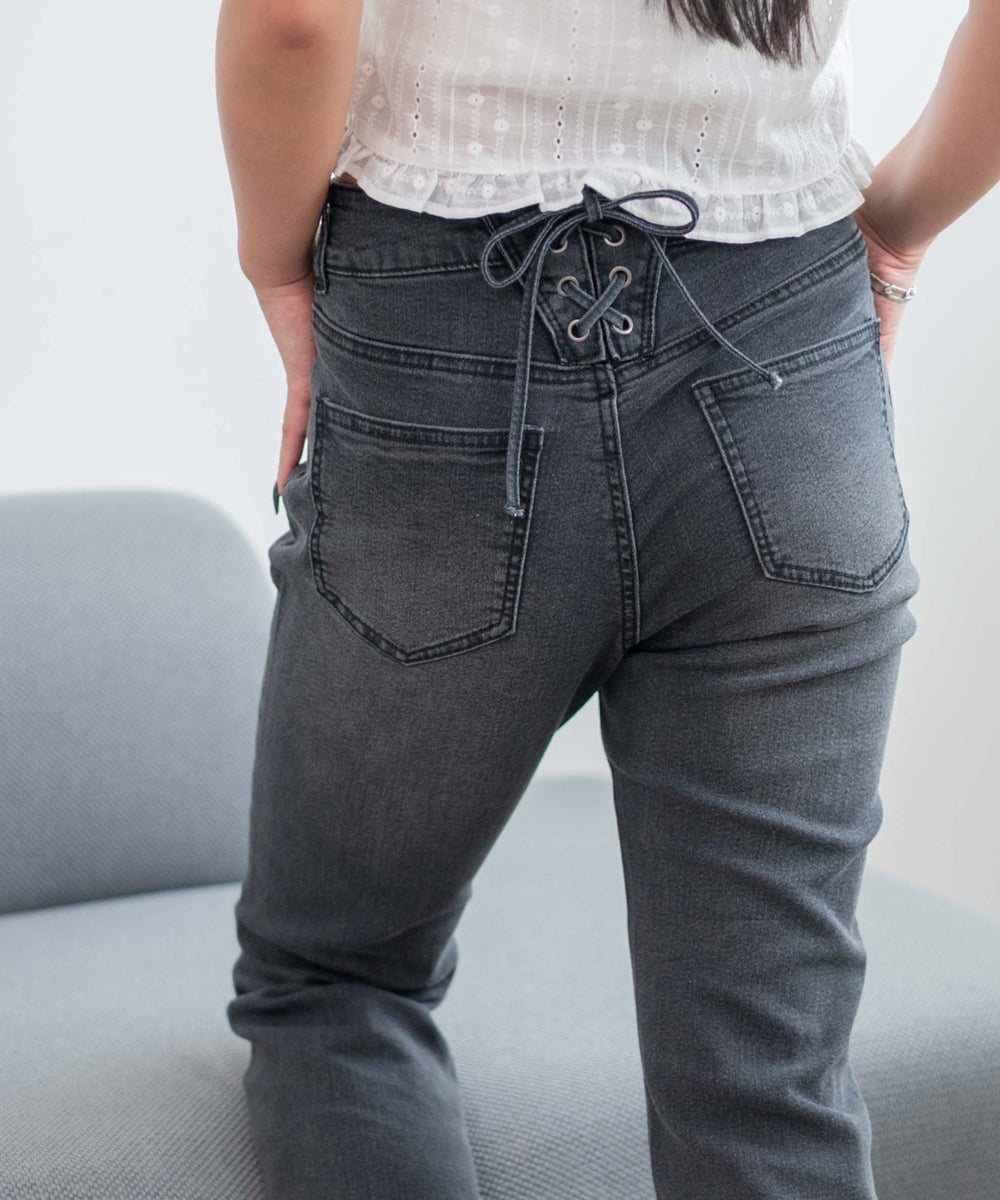 ブラック モデル：160cm M着用