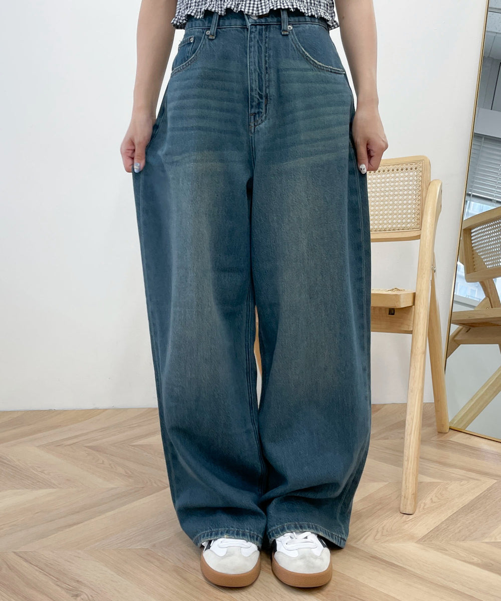 デニム中濃加工 モデル：157cm M着用