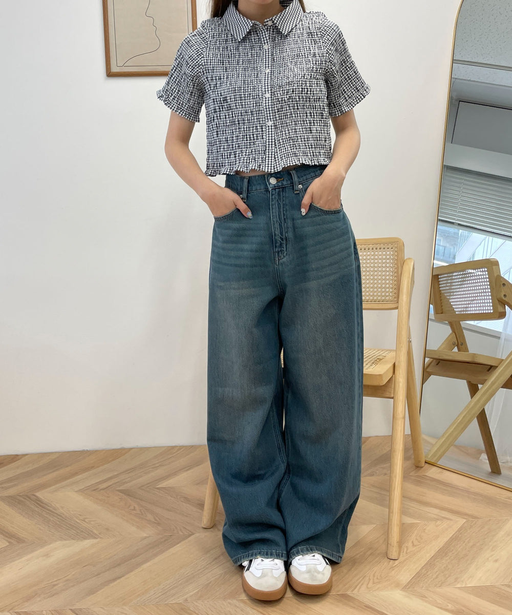 デニム中濃加工 モデル：157cm M着用