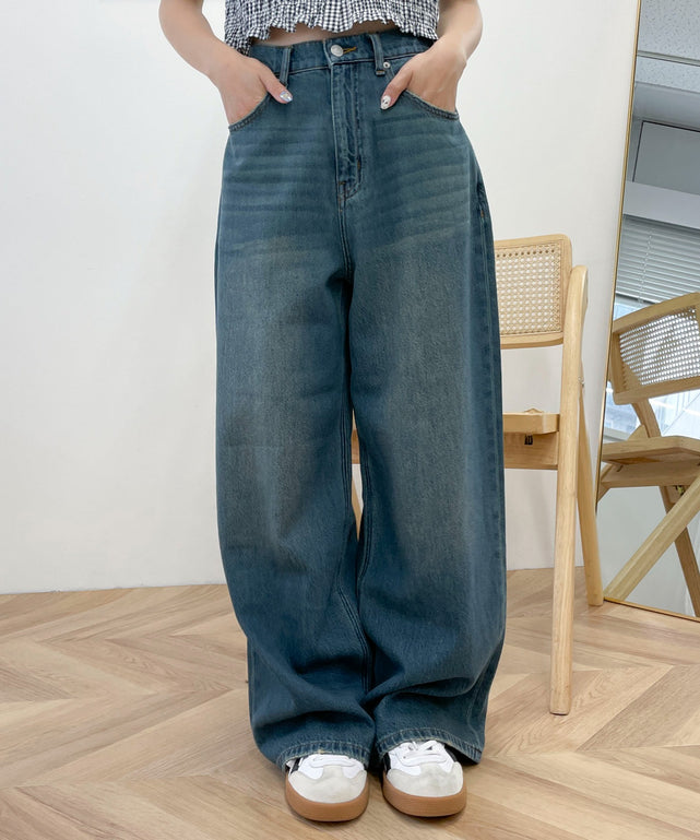 デニム中濃加工 モデル：157cm M着用