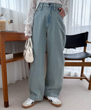 デニム淡加工 モデル：160cm M着用