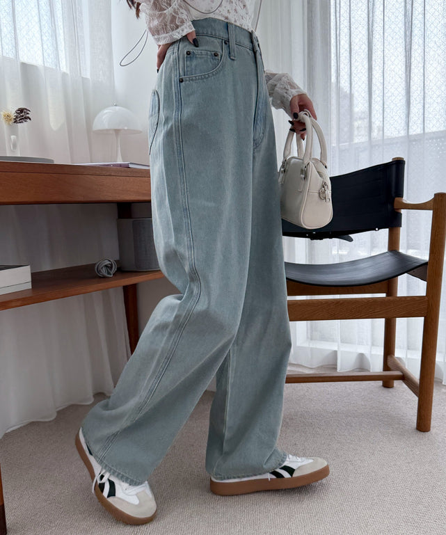 デニム淡加工 モデル：160cm M着用