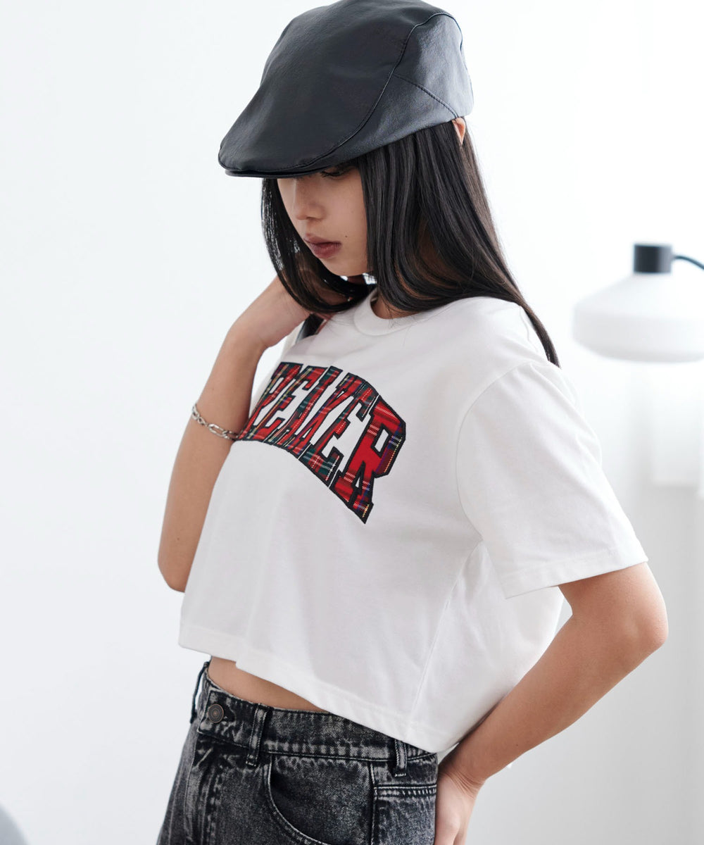 ホワイト モデル：160cm F着用