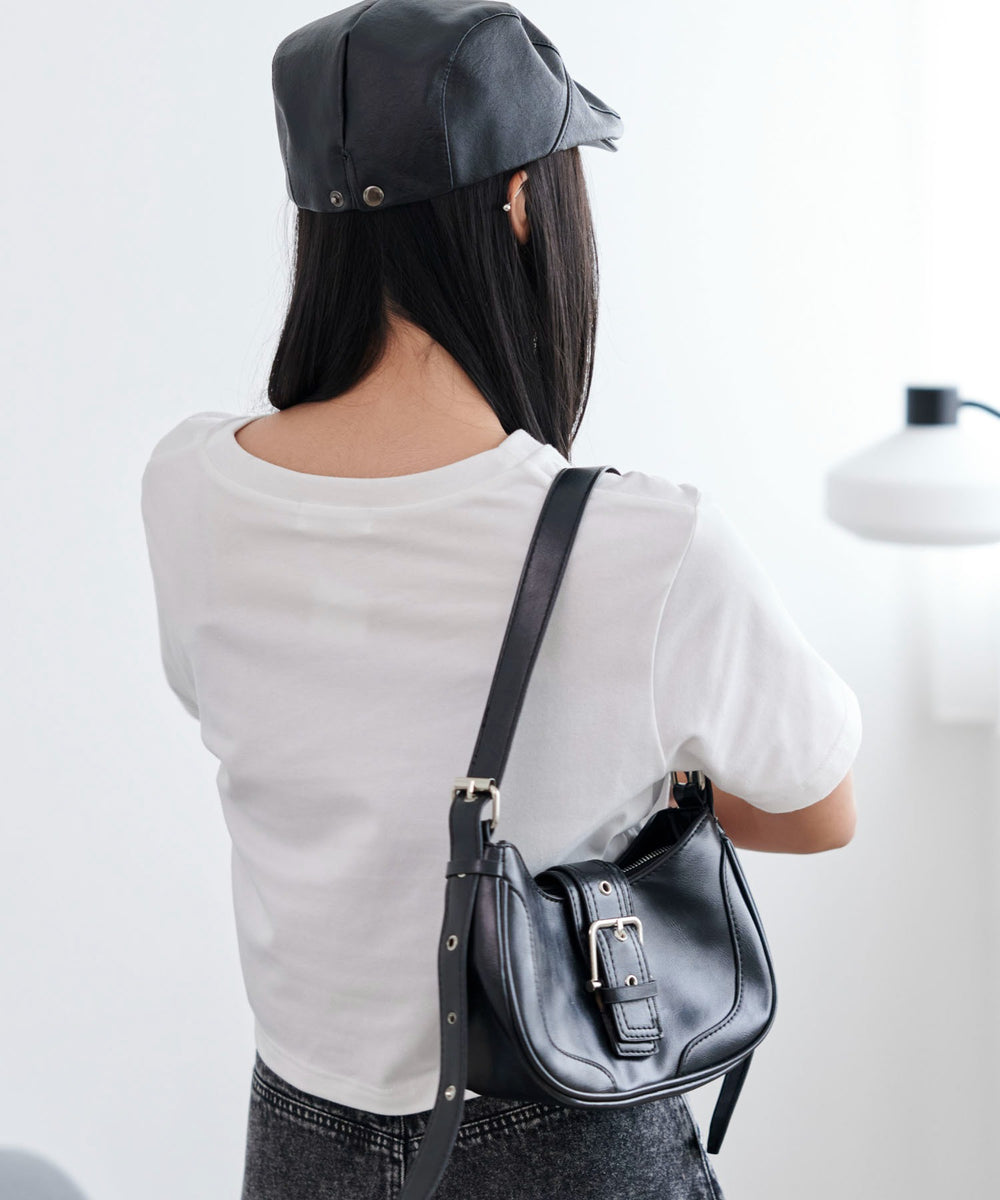 ホワイト モデル：160cm F着用